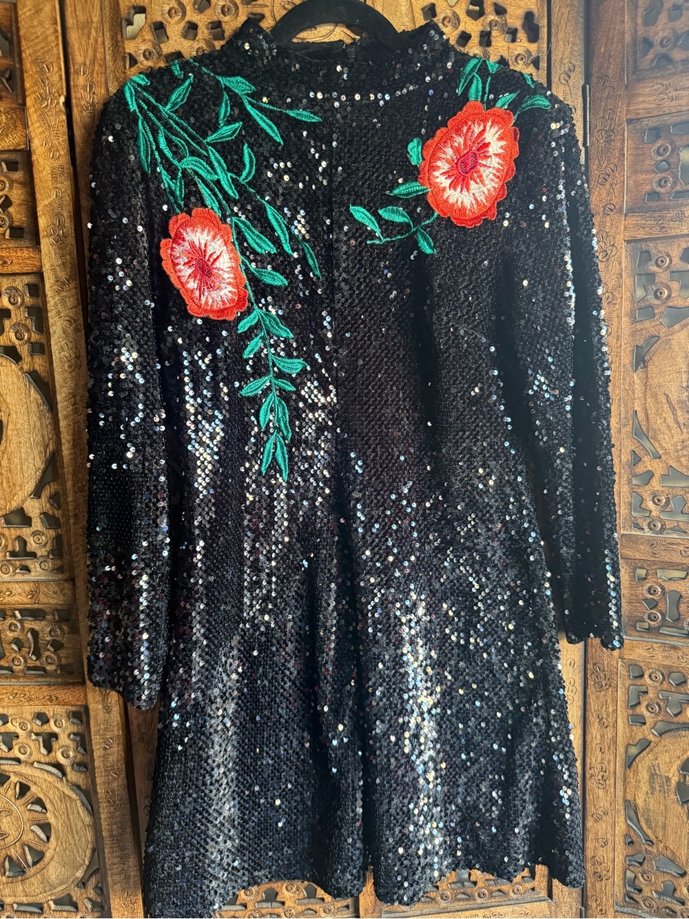 Gianni Bini Black Sequin Floral Embroidered Dress Sz 8